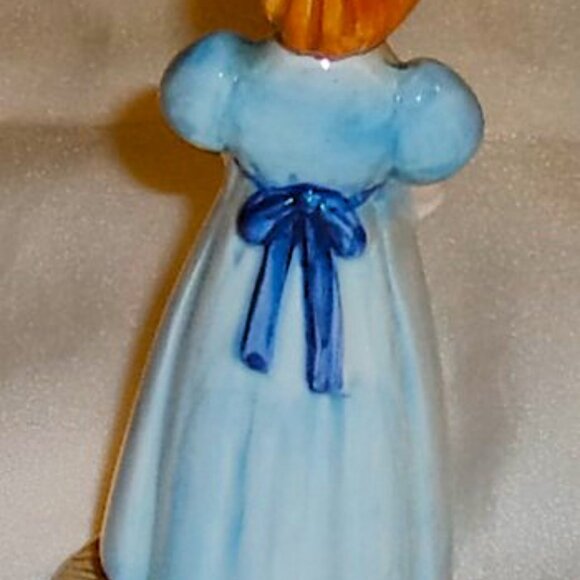 Vintage Disney Productions Japan Wendy Darling Figurine - Picture 2 of 3